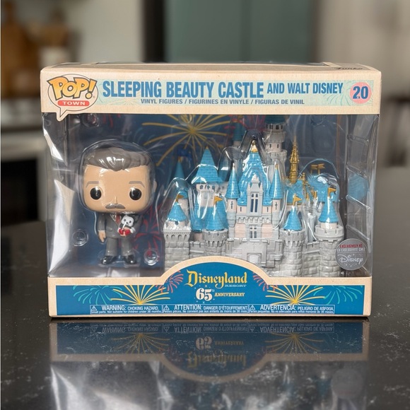 Funko Other - Funko Pop! Disneyland Sleeping Beauty Castle and Walt Disney NIB